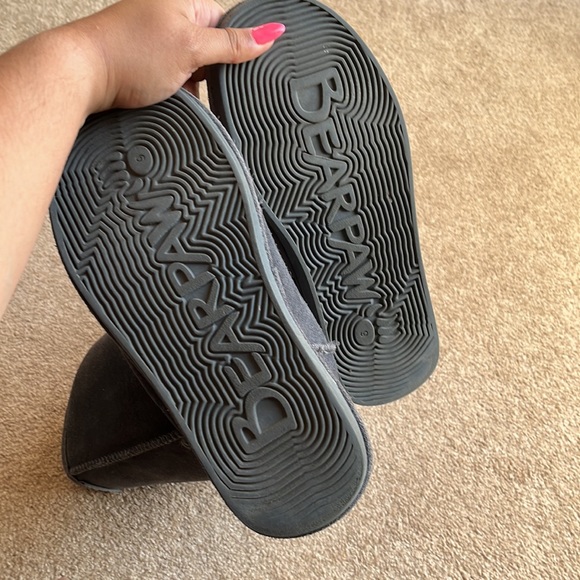 Gray BearPaw Boots - Eva Tall size 9 - Picture 6 of 6